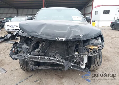 2021 Jeep Grand Cherokee Laredo z USA, uszkodzony, nr VIN 1C4RJFAG0MC646890